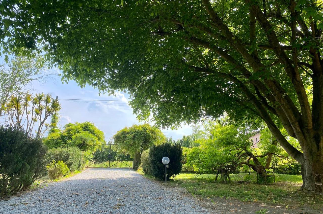 Locanda Del Molino Vecchio Magliano Alfieri Exteriér fotografie